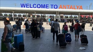 Antalya'ya hava yoluyla gelen turist sayısı 6 milyonu aştı!