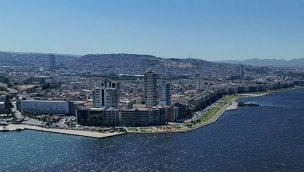 TSE İzmir'de 1 bina ve otoparkı satıyor