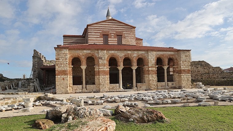 "Enez Ayasofyası" olarak bilinen tarihi cami 56 yıl sonra ibadete açılıyor