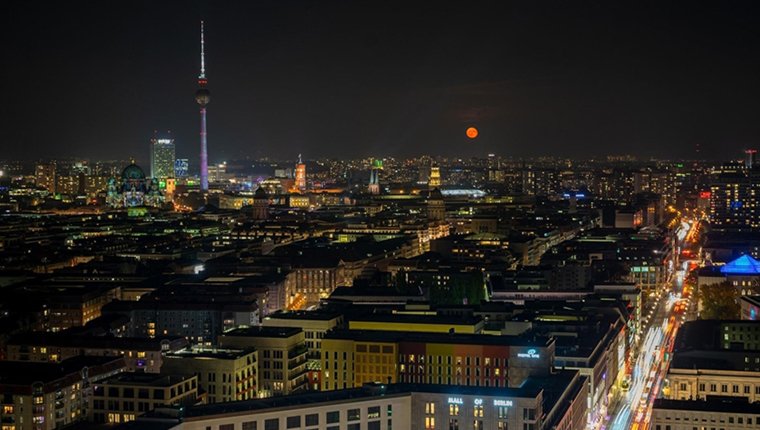 Berlin'de enerji tasarrufu için 200 yapı gece ışıklandırılmayacak