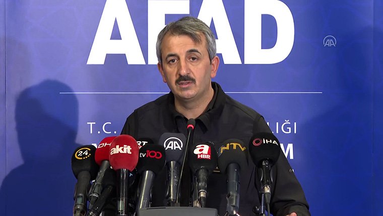 AFAD Başkanı Sezer:" 2 ay içerisinde 100 bin konteynerin kurulması hedefi var"