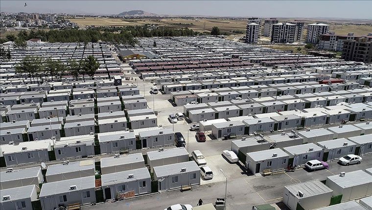 Adıyaman kent merkezinde hak sahiplerinin tamamı konteynere yerleştirildi!