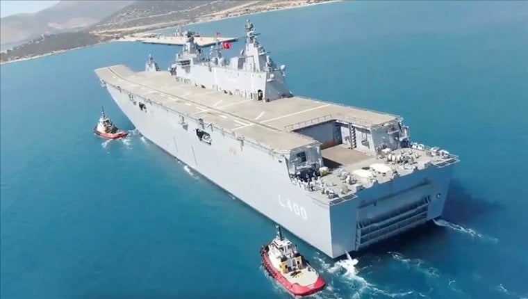 TCG Anadolu Mersin'e yanaştı!