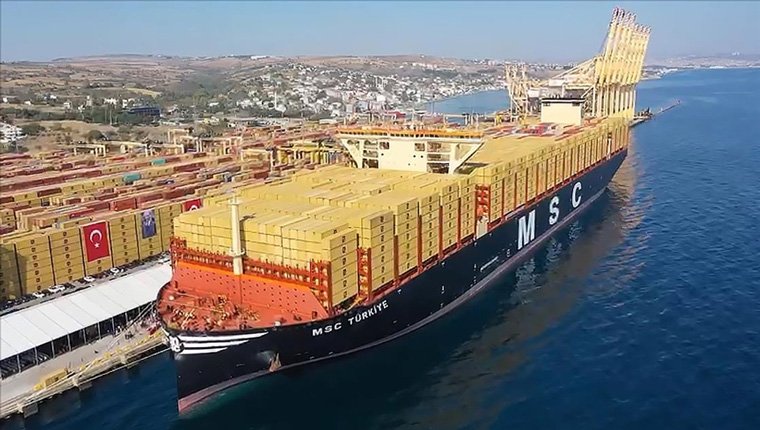 Dünyanın en büyük konteyner gemilerinden "MSC Türkiye" Tekirdağ'a geldi!