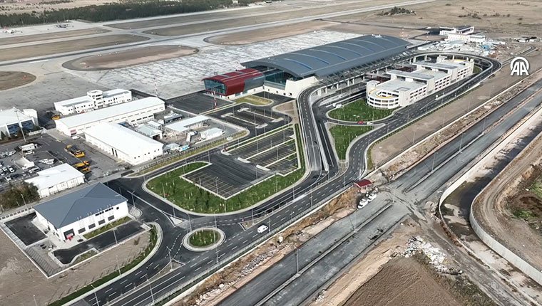 Kayseri Havalimanının yeni terminal binası tamamlanıyor