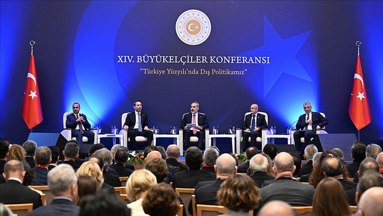 Türkiye Yüzyılı'nda Ekonomi, Ticaret, Teknoloji ve Enerji Paneli